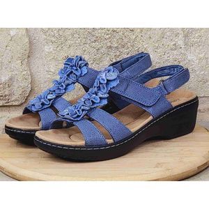 Clarks Merliah Sheryl Adjustable Strap Cushioned Slide Sandal Size US 10